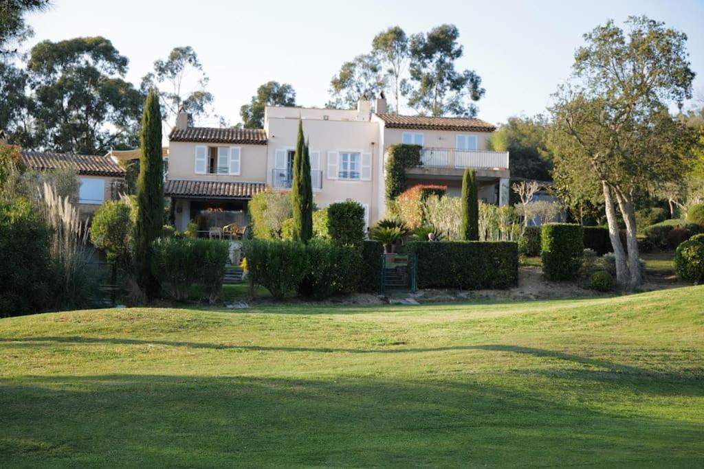 Charmantes Haus Im Golf Club Saint Tropez Saint-Tropez Exterior foto
